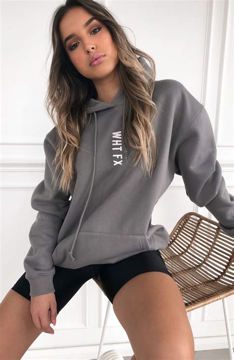 cute oversized hoodie outfit